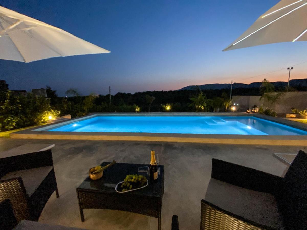 Villa Lucia With Salt Pool ฟอนตาเน บีอานเก ภายนอก รูปภาพ